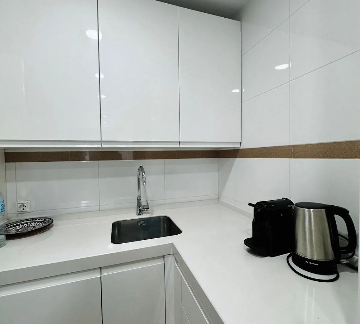 Luxury On The Beach & Infinity Pool, Marbella Estepona Apartment